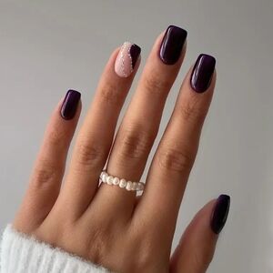 24 Pieces Fake Press On Nails